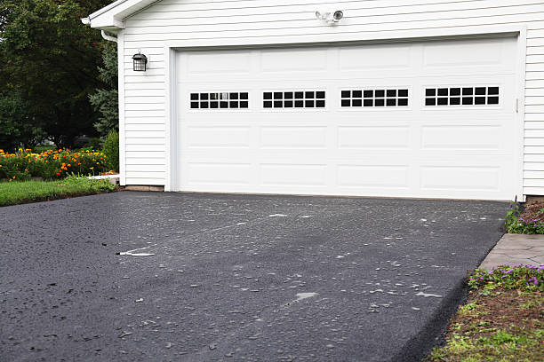 Custom Trim and Detailing for Siding in Mayflower Village, CA